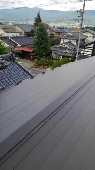 ガルバ 屋根