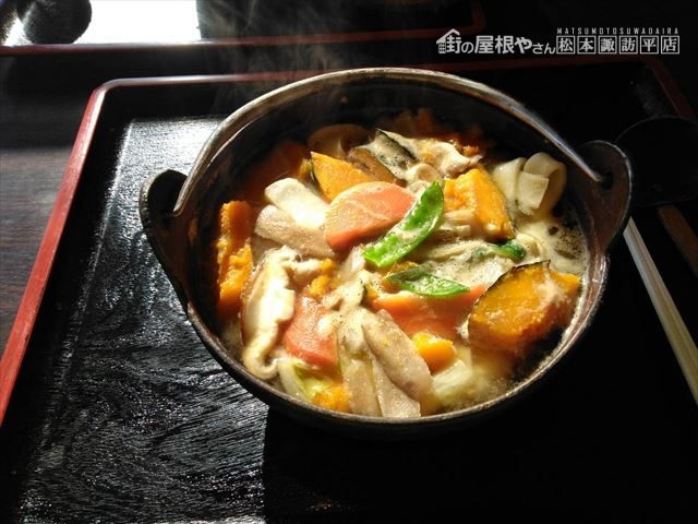 諏訪山荘屋根壁修繕