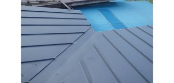 屋根カバー工法 立平葺き