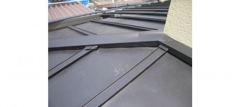 屋根カバー工法「板金被せ工法