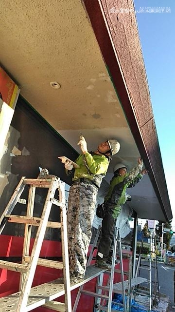 塩尻市緑ヶ丘 軒天塗装