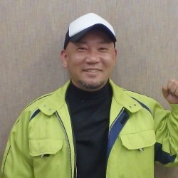 スタッフさるた