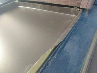 塗装不可板金被せ工法