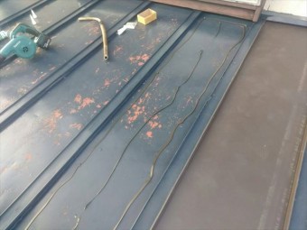 塗装不可板金被せ工法