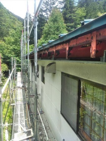 木曽郡王滝村すがもれ軒天
