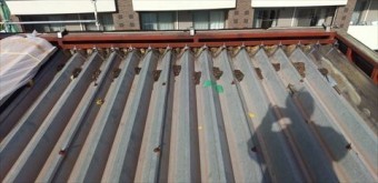 折半屋根カバー工事