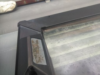 天窓雨漏り