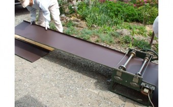 屋根カバー工法「板金被せ工法