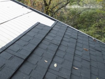 茅野市北山A邸屋根葺き替え施工中