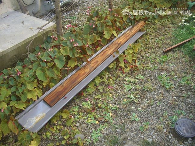塩尻市大門棟板金飛散