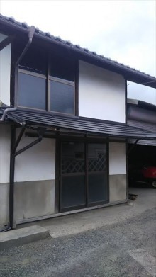 倉庫庇補修
