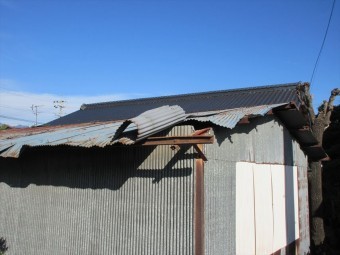 安曇野市三郷 倉庫屋根葺き替え