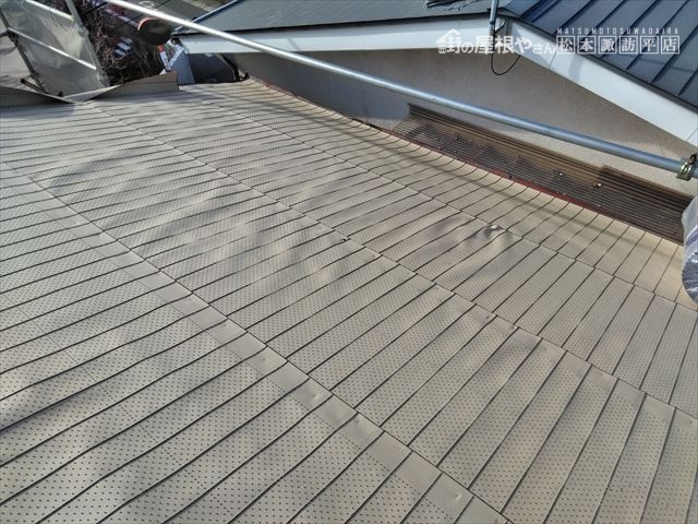 松本市両島 瓦から板金屋根 葺き替え 防水シート