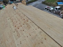 屋根葺き替え瓦おろし