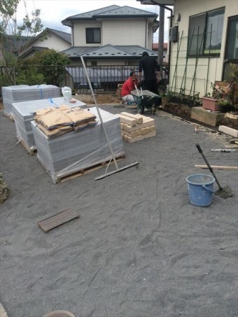 岡谷インターロッキング