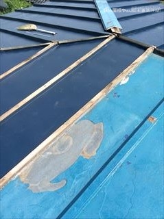 トタン屋根葺き替え