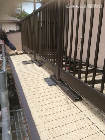 岡谷市川岸屋根カバー工法