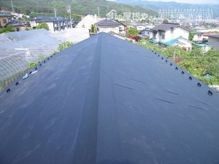 屋根葺き替え 瓦をおろして