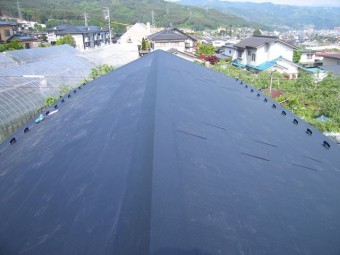 屋根葺き替え 瓦をおろして
