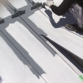 遮熱塗料中塗り
