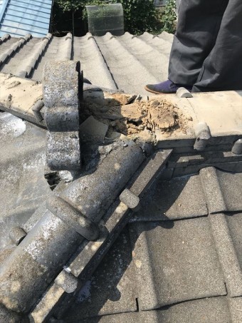 T邸瓦屋根葺き替え