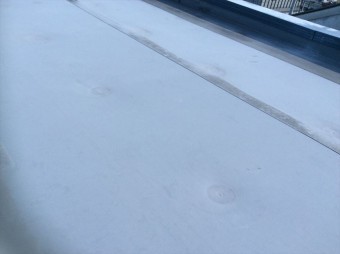 塩ビシート防水ジョイント部分