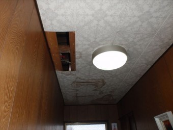 諏訪市大和雨漏り