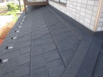 1階壁水切り取り付け