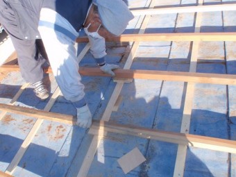 諏訪市小和田F邸屋根葺き替え