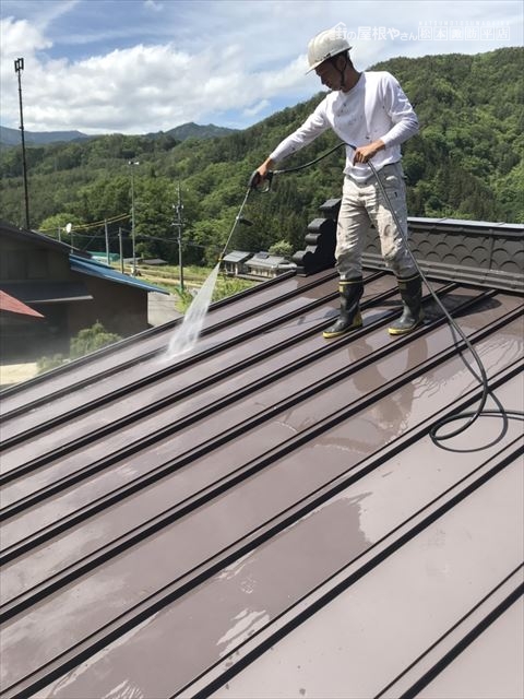 木曽郡大桑村Y邸屋根塗装