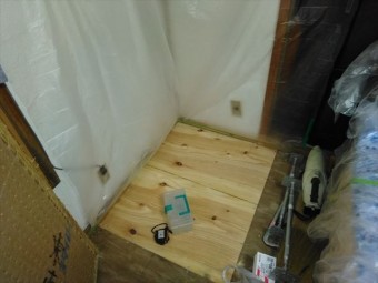 床下防湿工事