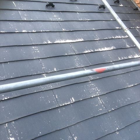 塩尻市高出でスレートの急勾配の屋根をカバー工法で施工しました