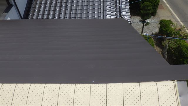 ガルバリウム鋼板　屋根