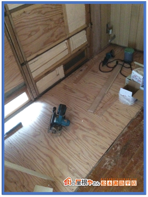 【上伊那郡辰野町】介護保険を利用して車いす対応トイレへ改修｜築50年住宅のバリアフリーリフォーム事例2