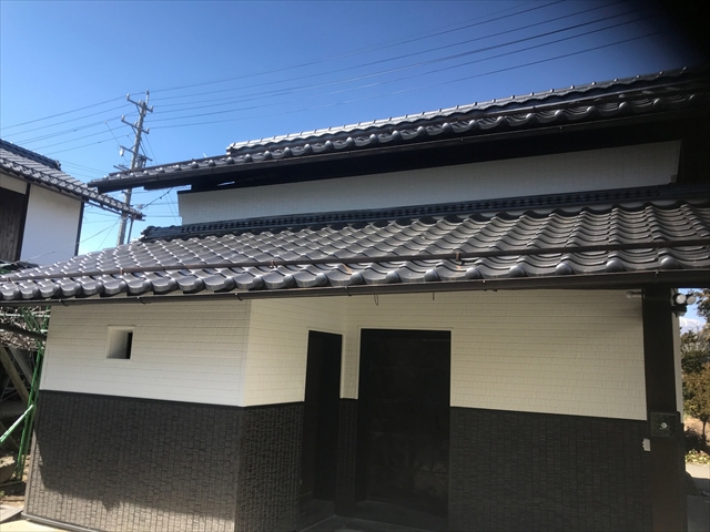 松本市｜土蔵の漆喰外壁が崩れる…金属サイディングカバー工法で長寿命化した施工事例4