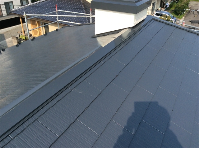 茅野市｜塗膜が剥がれたスレート屋根を塗装で延命した施工事例1