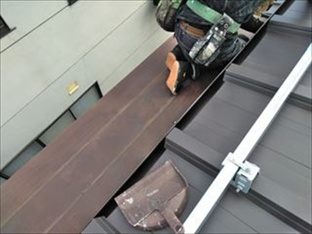 諏訪郡下諏訪町｜出窓屋根はカバー工法ではなく塗装を選んだ理由2