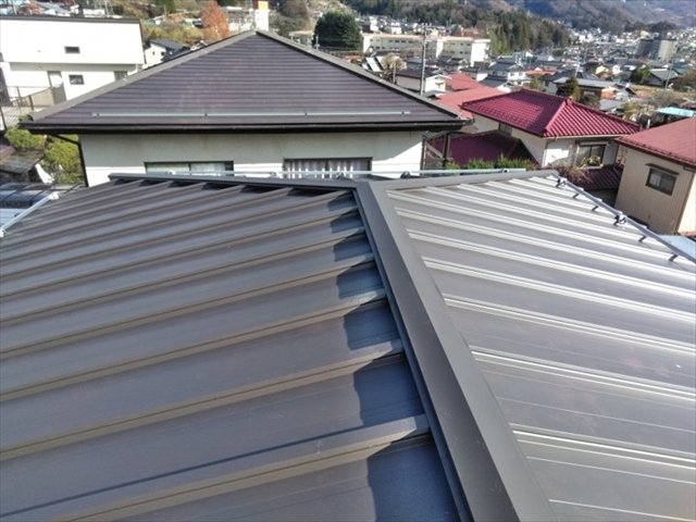 諏訪郡下諏訪町｜樹脂製貫板とステンレスビスで長持ちする屋根が完成しました2